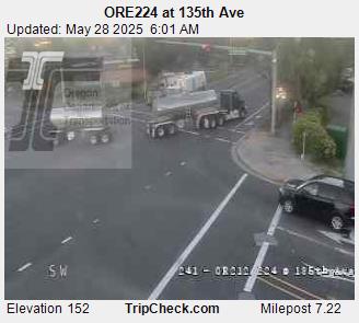 Traffic Cam ORE224 at 135th Ave